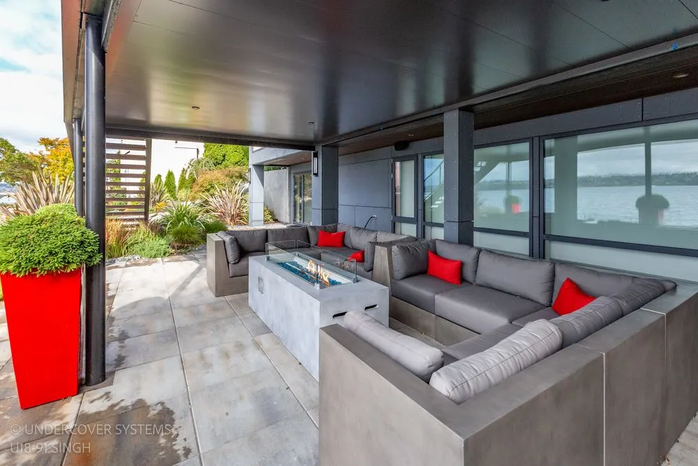 Slide of Undercover Systems by People Come First Construction Group