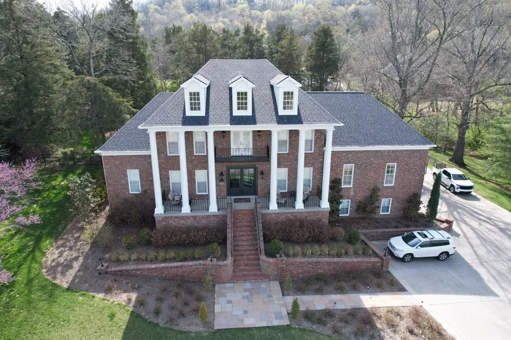 Slide of Underdog Roofing