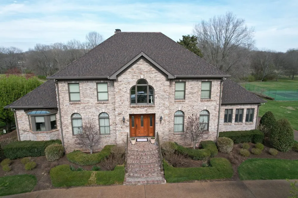 Slide of Underdog Roofing