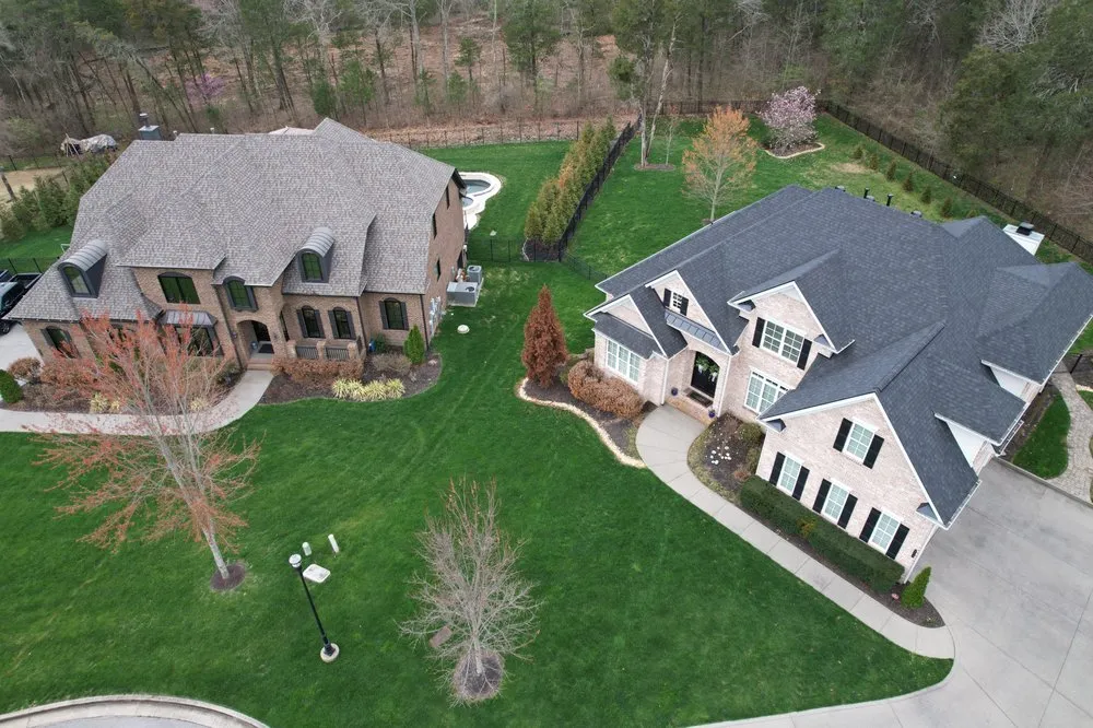 Slide of Underdog Roofing