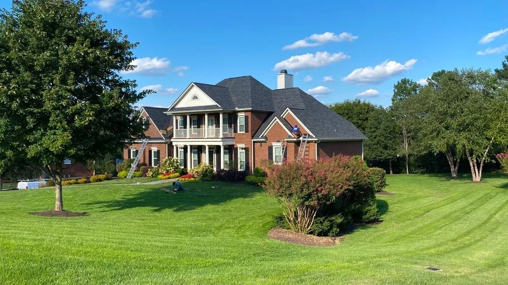 Slide of Underdog Roofing