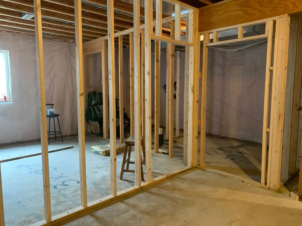 Slide of Underdog Roofing