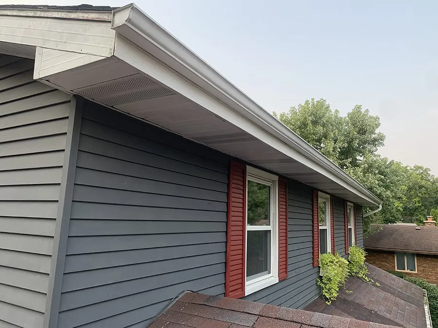 Slide of Underdog Roofing