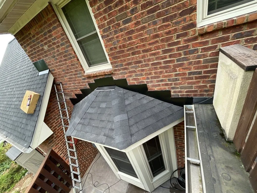 Slide of Undersun Roofing