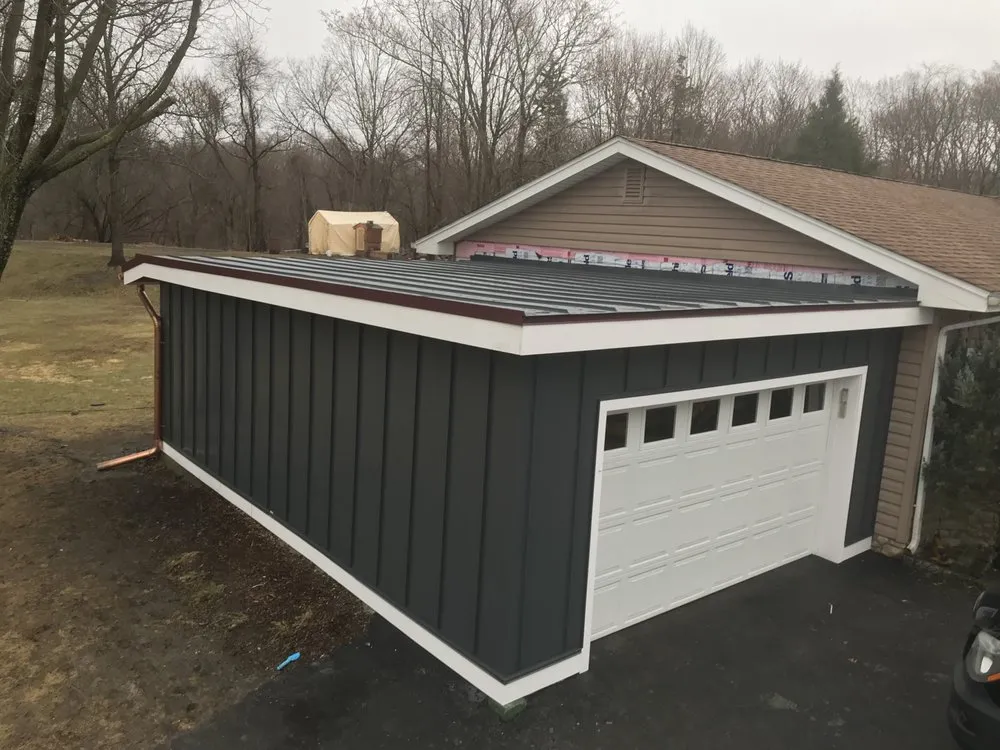 Slide of Unikorn Construction