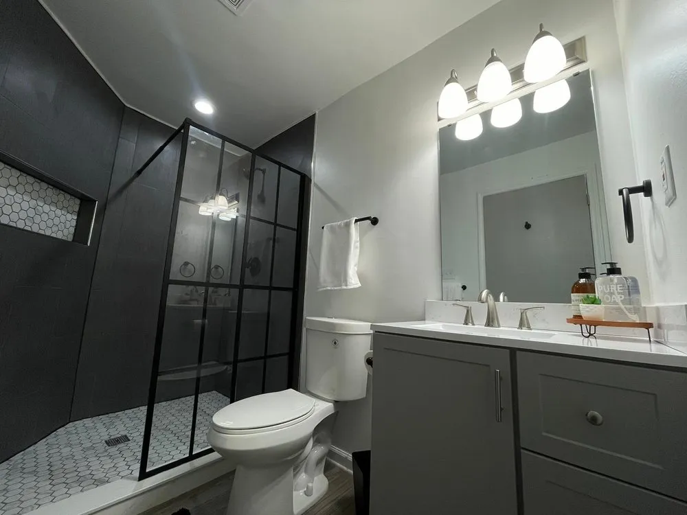 Slide of Union General Contractor