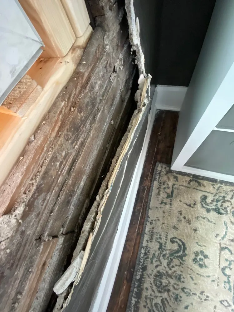 Slide of Unique Home Solutions