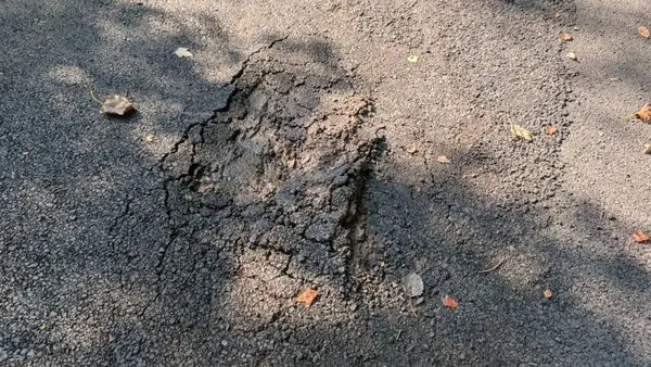 Unique Paving & Masonry Logo