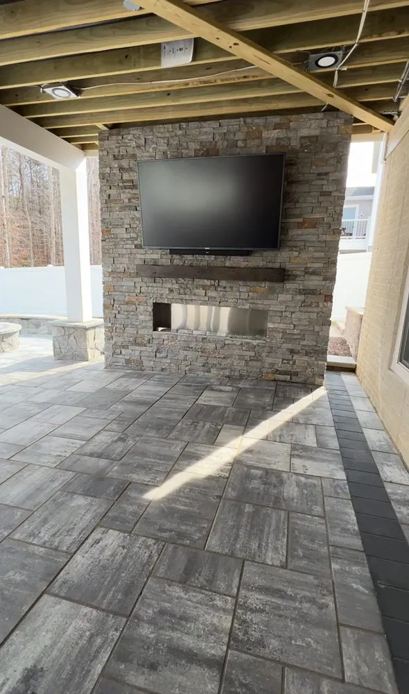 Slide of Unique Quality Constructions