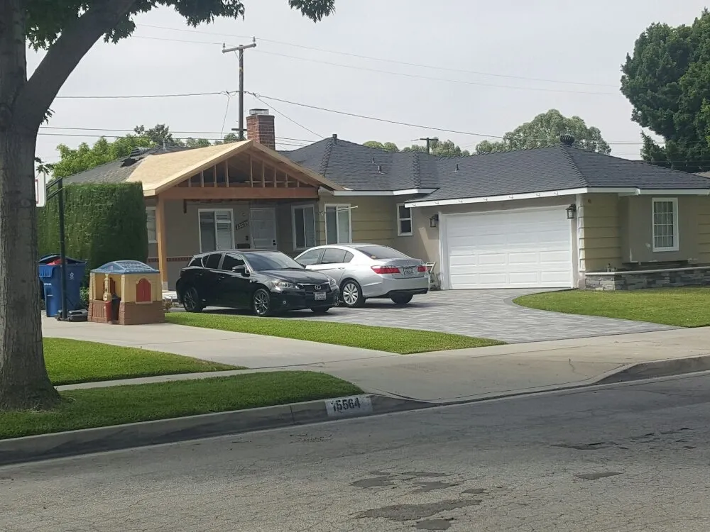 Slide of United Armstrong Builders Gen Contractors