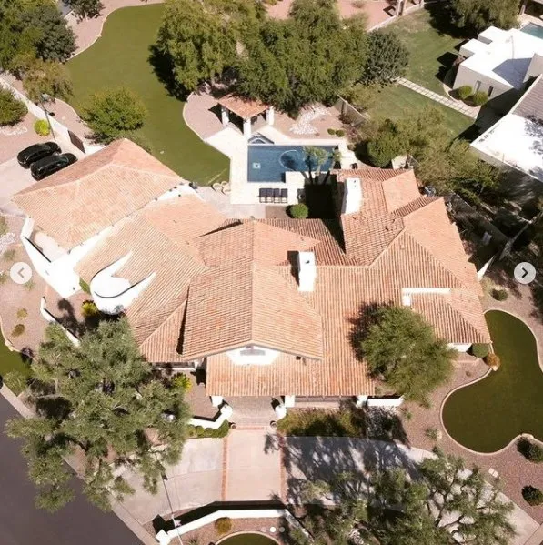 Slide of United Contracting Group