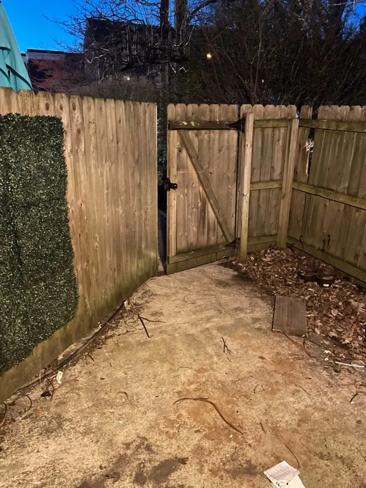 Slide of United Contracting