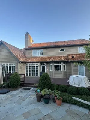 United Exterior Building Dreams Logo