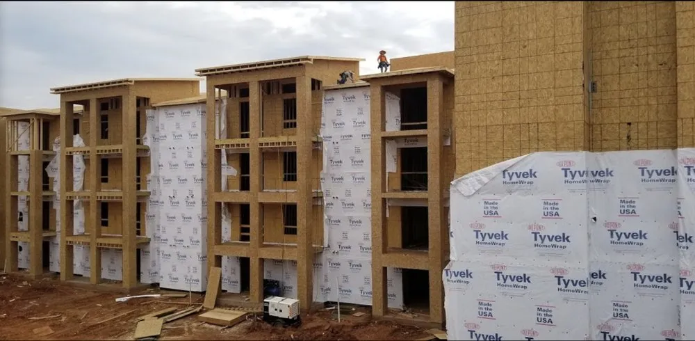 Slide of United One Roofing and Siding