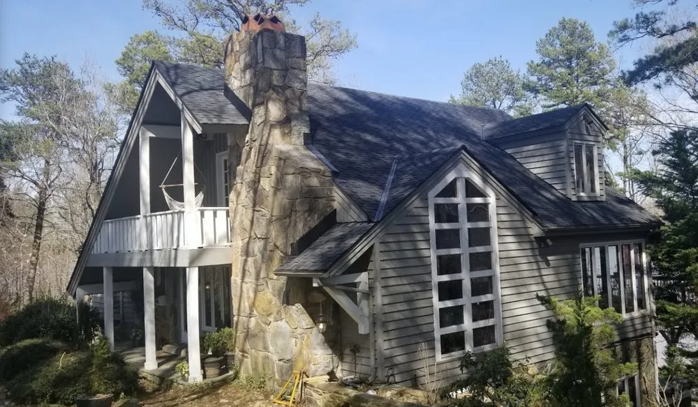 Slide of United One Roofing and Siding