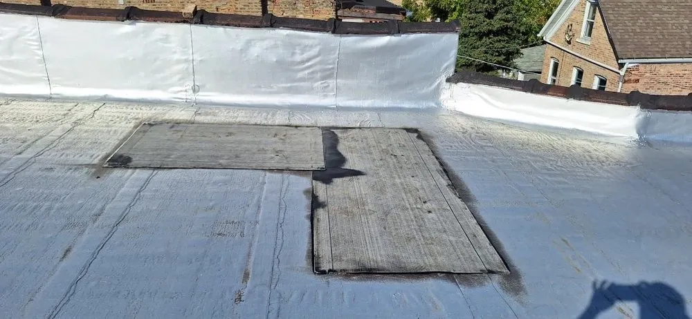 Slide of United Roofing & Construction