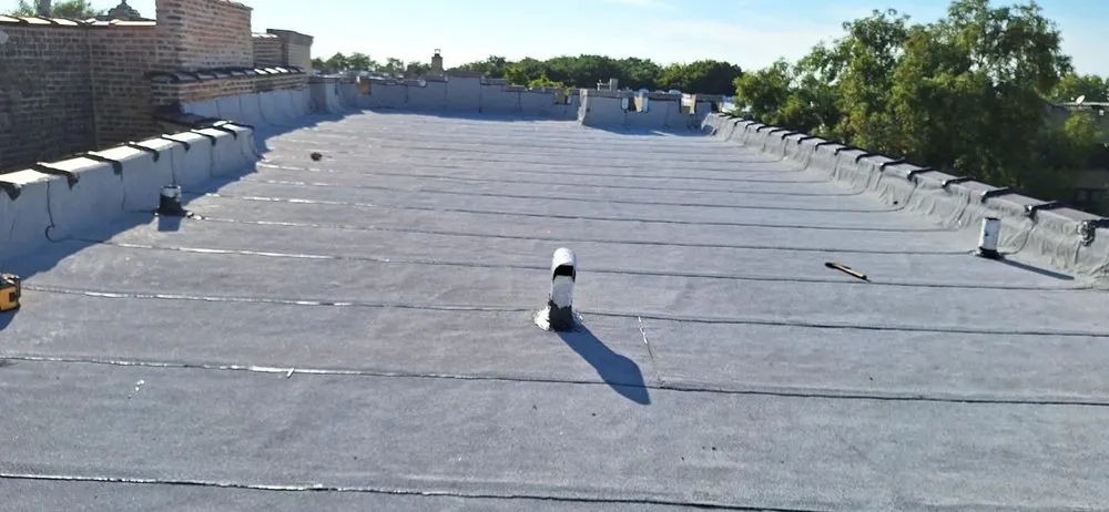 Slide of United Roofing & Construction