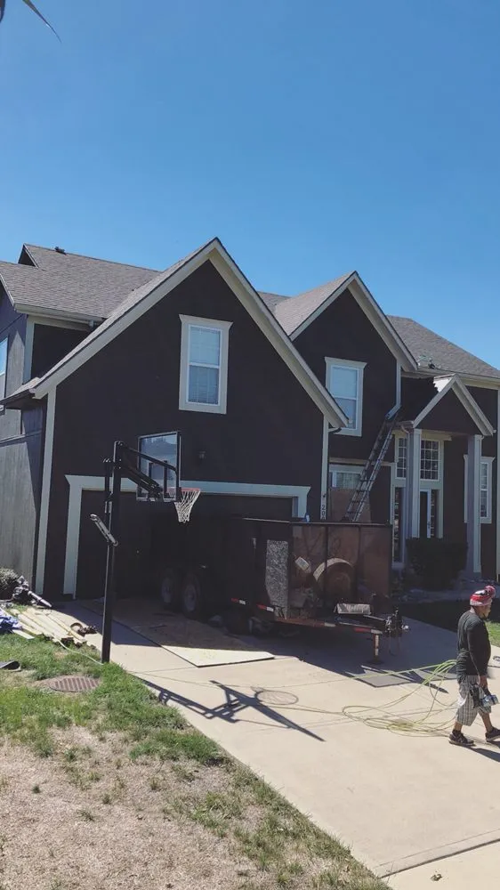 Slide of United Roofing & Construction