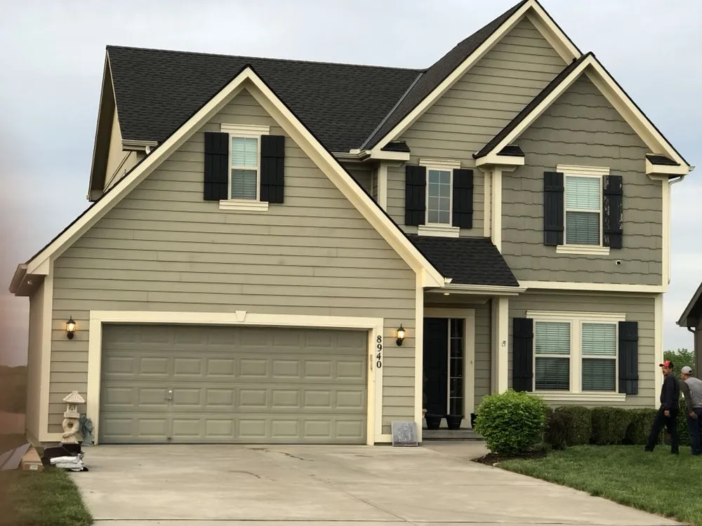 Slide of United Roofing & Construction