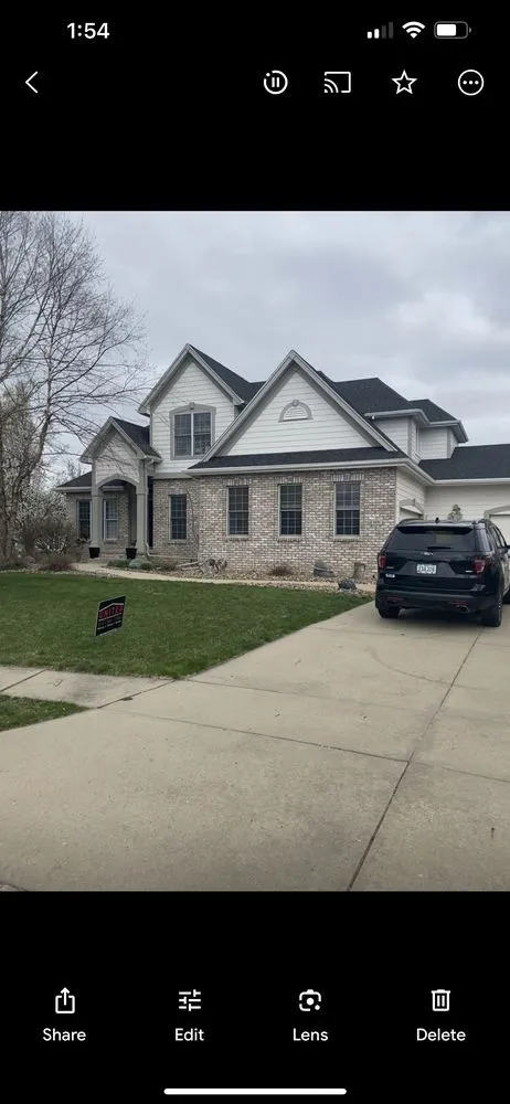 Slide of United Roofing & Construction Services