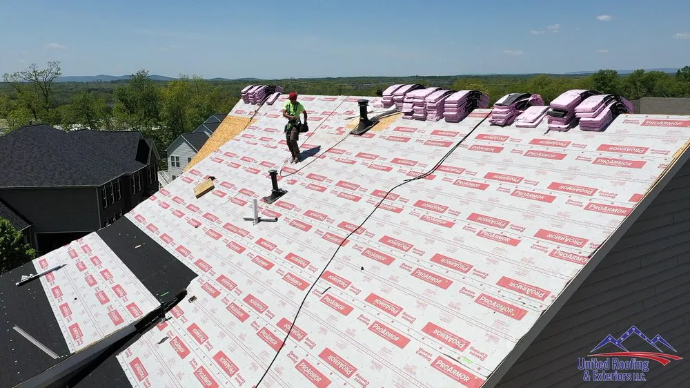 Slide of United Roofing & Exteriors