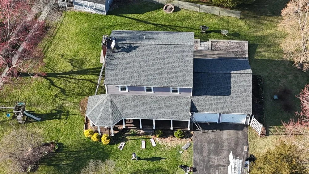 Slide of United Roofing & Siding