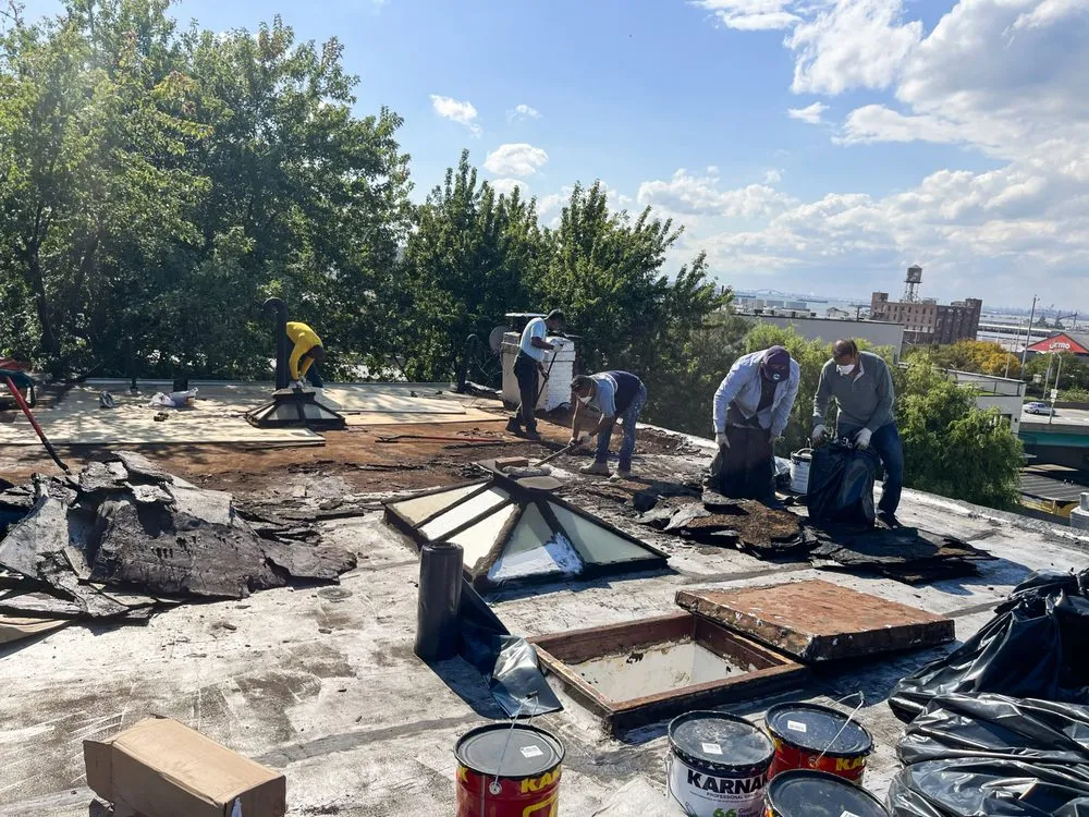 Slide of United Roofing & Waterproofing