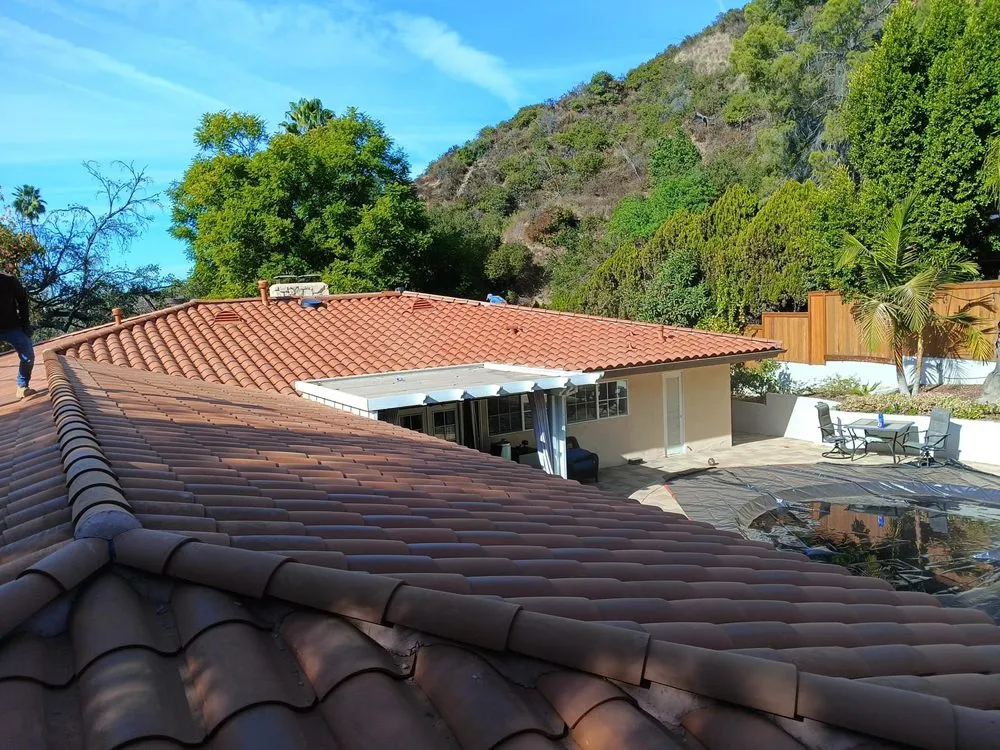 Slide of United Roofing California