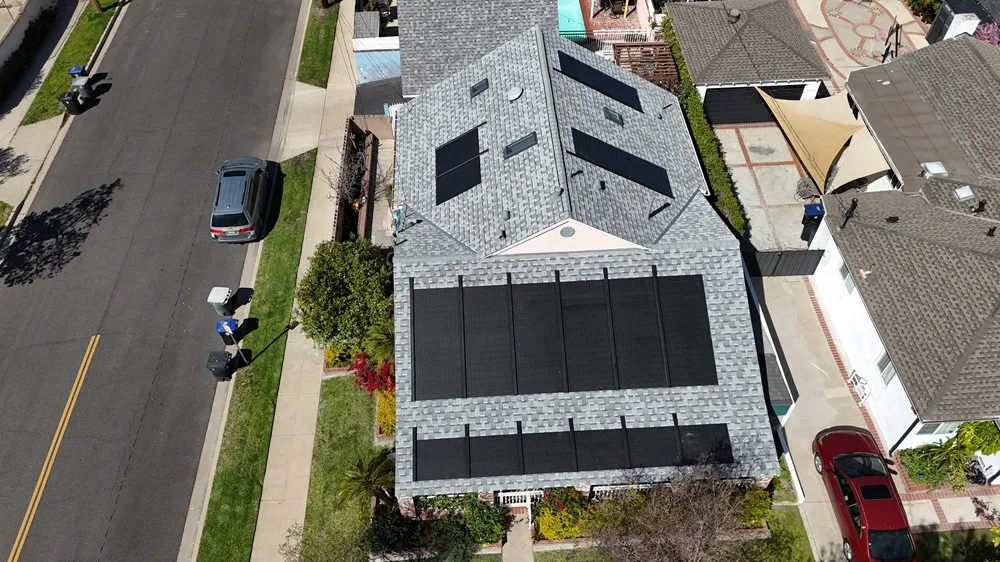 Slide of United Roofing California