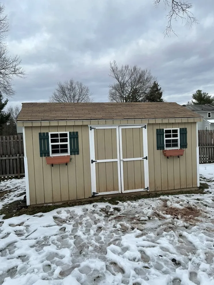 Slide of United Roofing co,