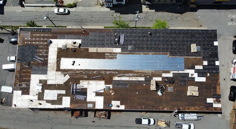 Slide of United Roofing