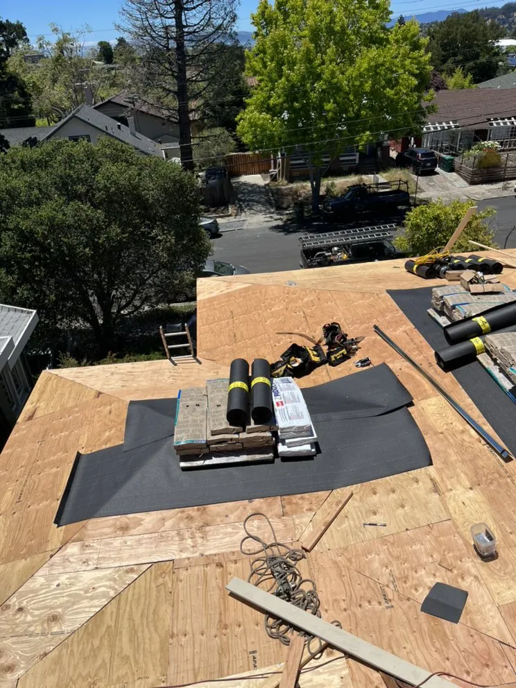 Slide of United Roofing