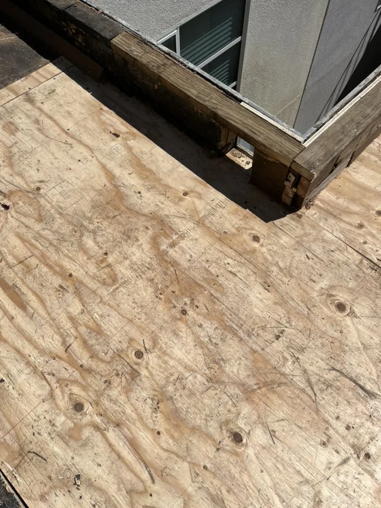 Slide of United Roofing