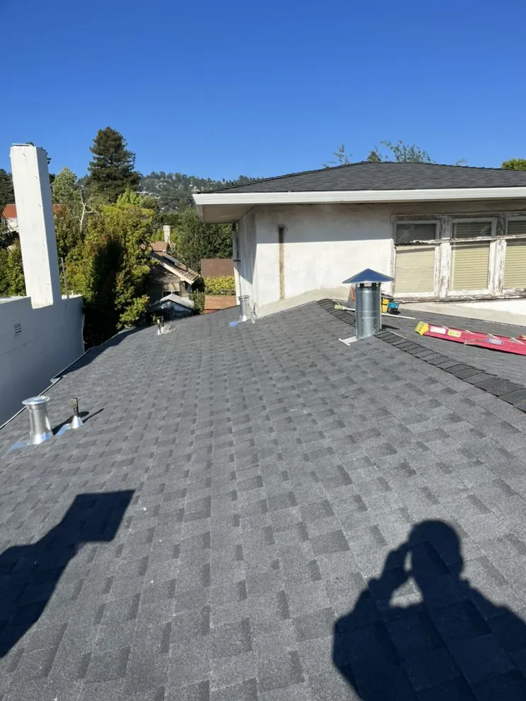 Slide of United Roofing