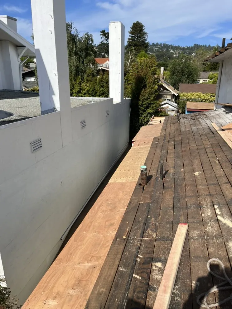 Slide of United Roofing