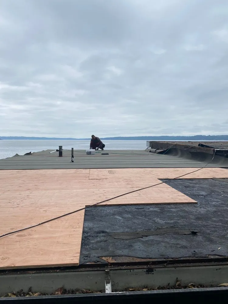 Slide of United Roofing