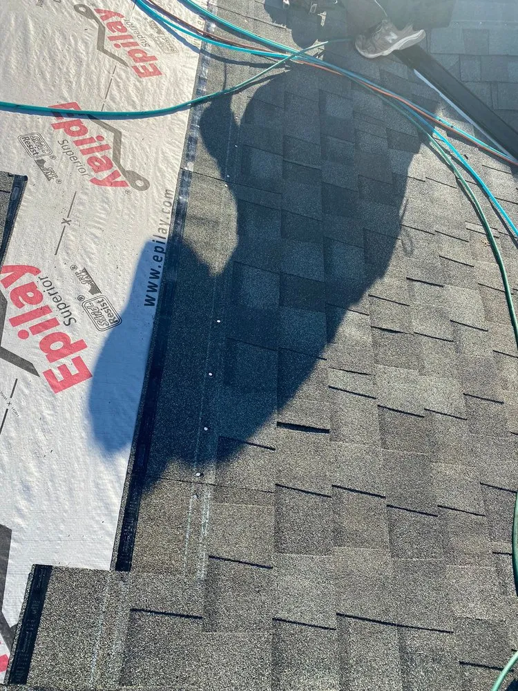 Slide of United Roofing