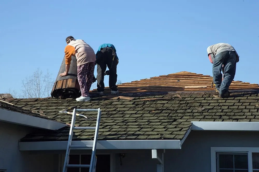 Slide of United Roofing Service