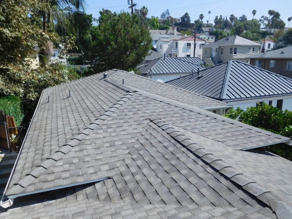 Slide of United Roofing