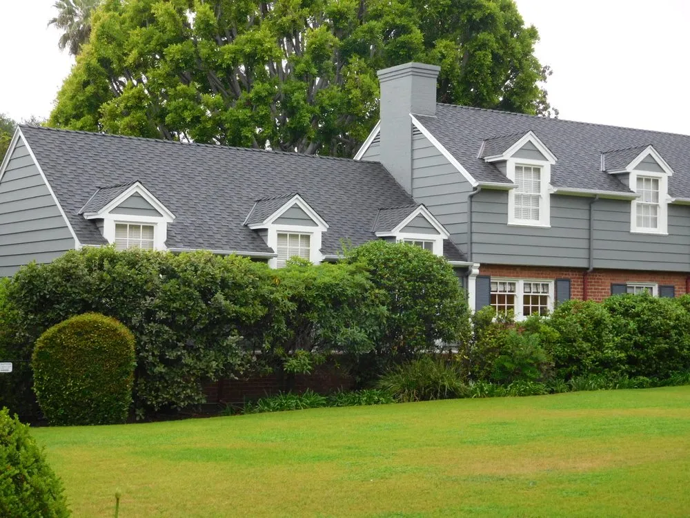 Slide of United Roofing