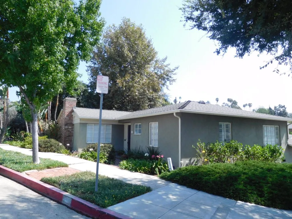 Slide of United Roofing