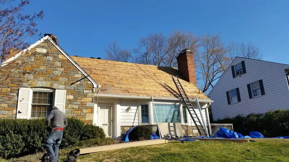 Slide of United Roofing