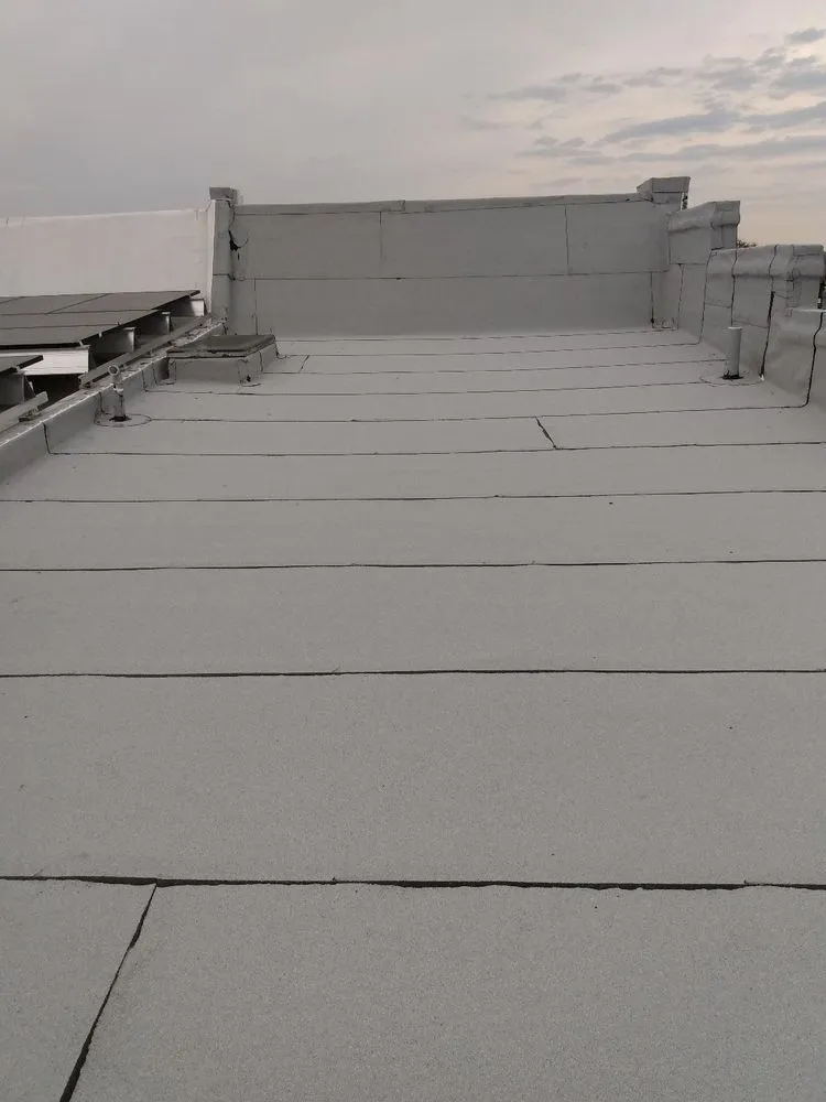 Slide of United Roofing