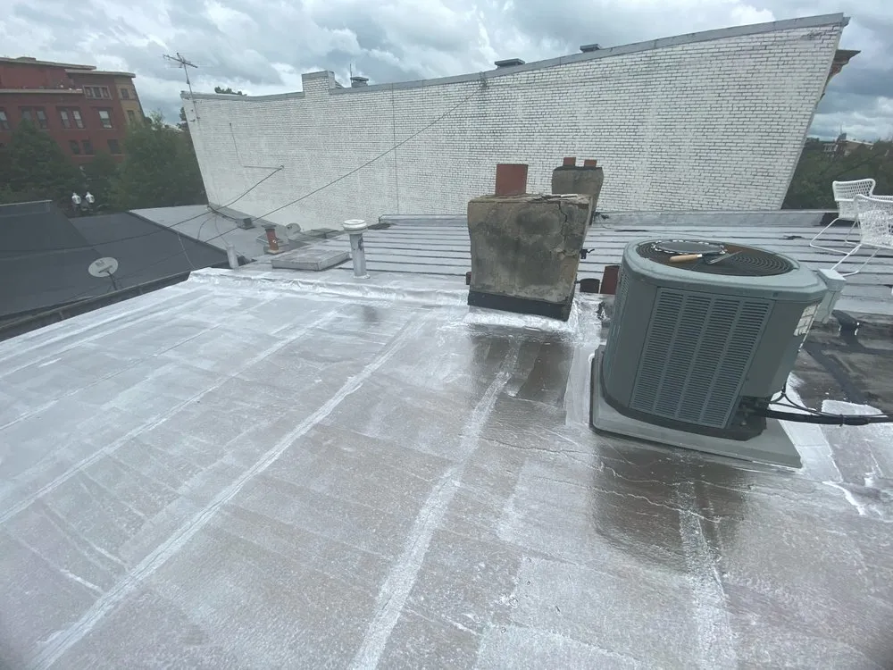 Slide of United Roofing