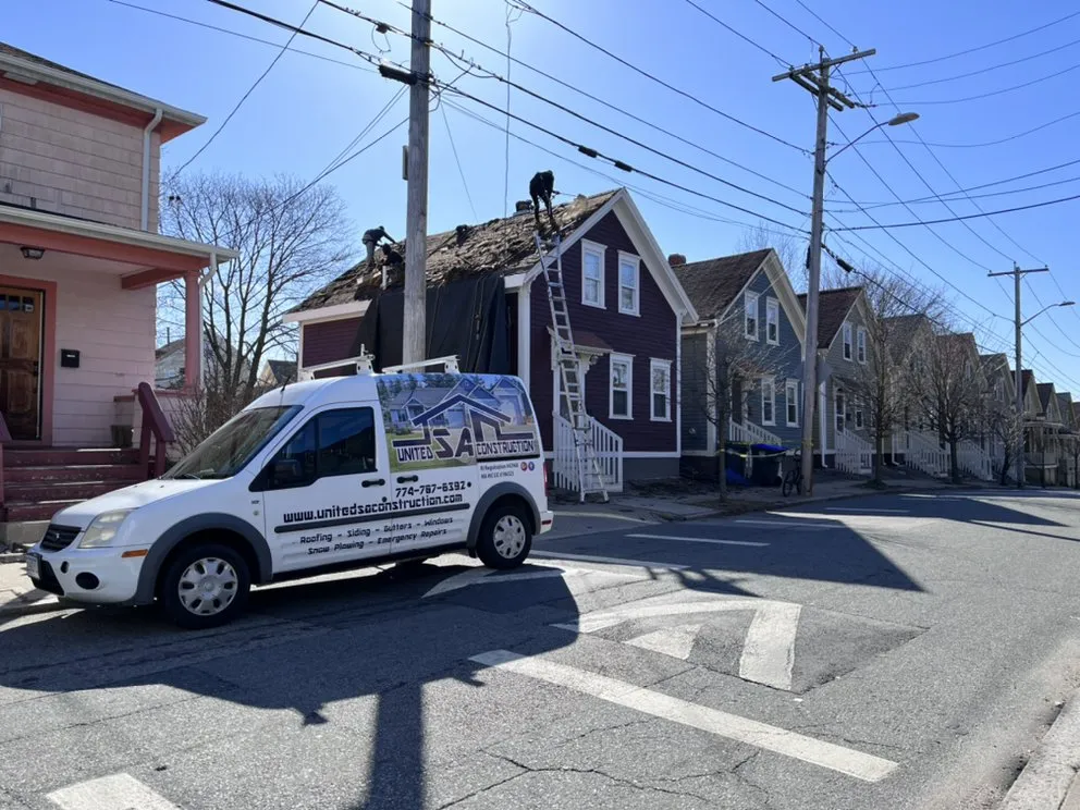 Slide of United Sa Construction