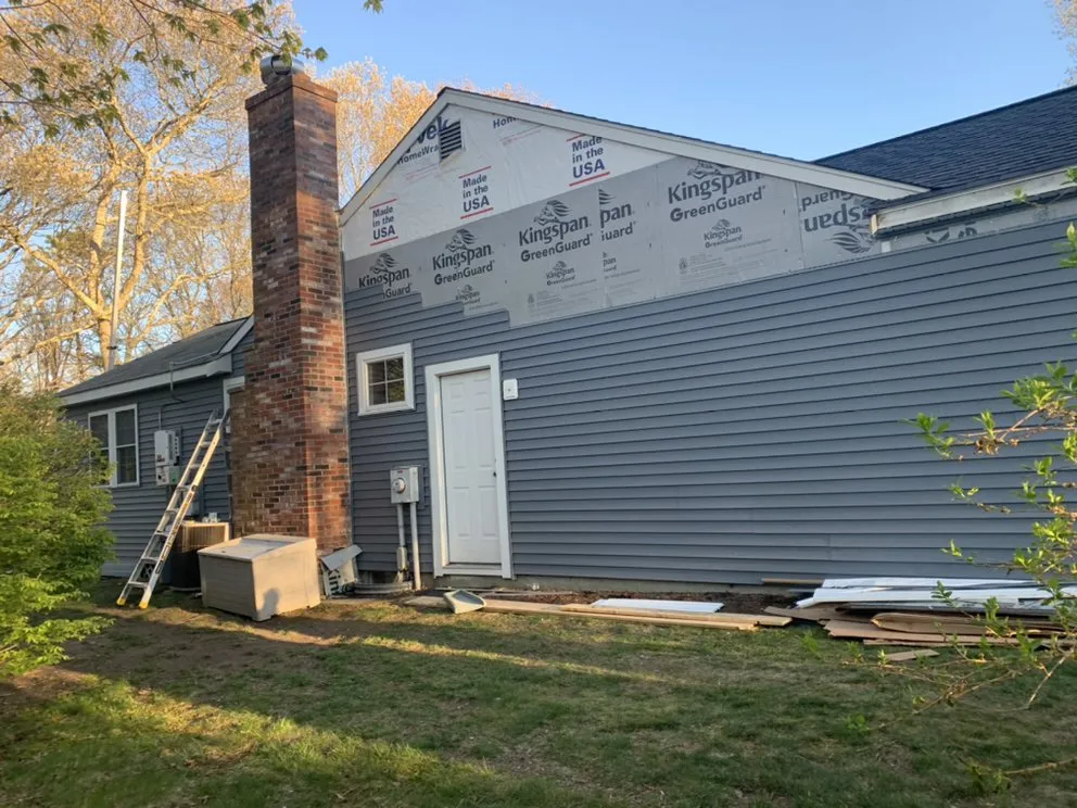 Slide of United Sa Construction