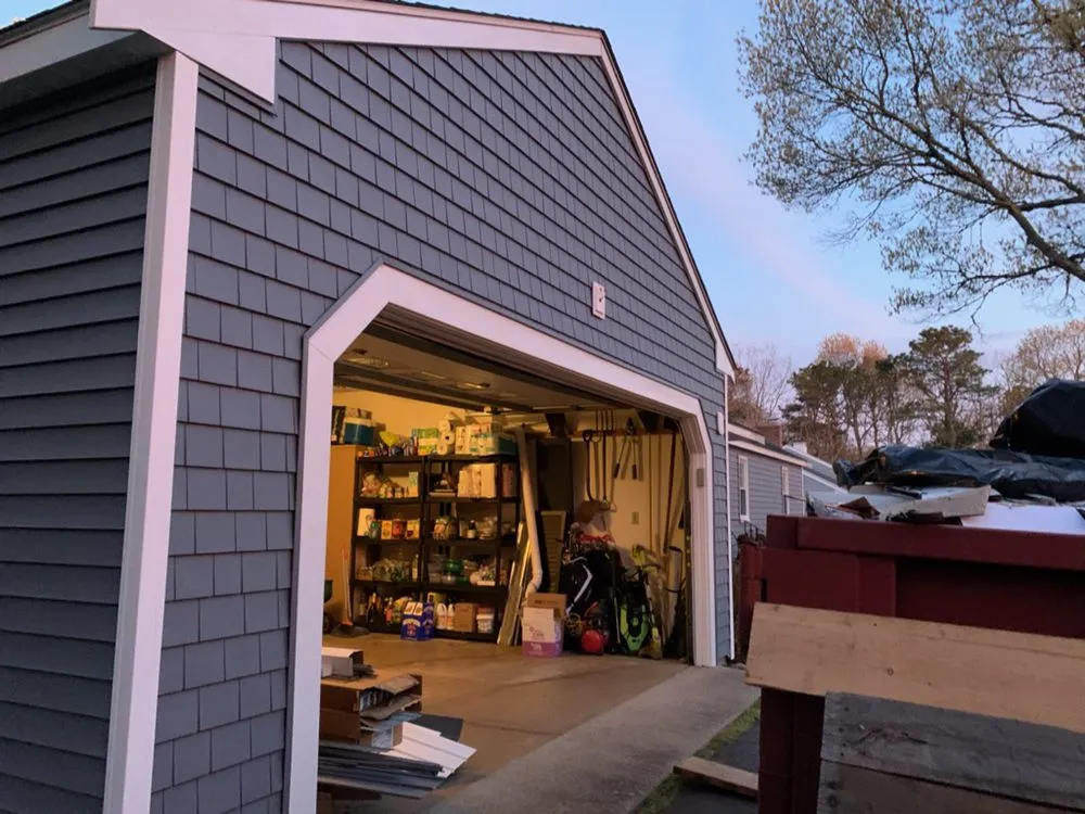 Slide of United Sa Construction