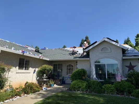 United Shinglers Logo