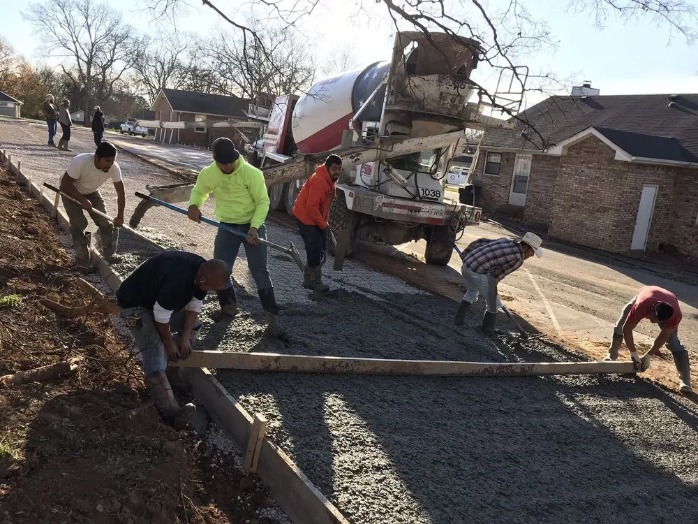Slide of United veterans Construction