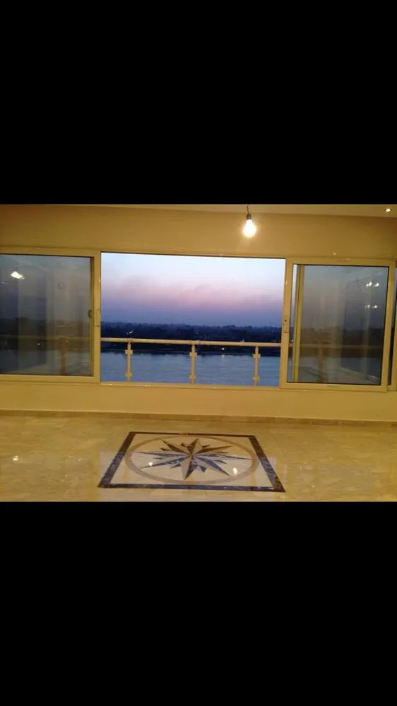 Slide of United veterans Construction